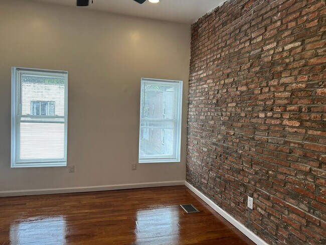 Building Photo - Beautifully Renovated Three Bedroom Home f...