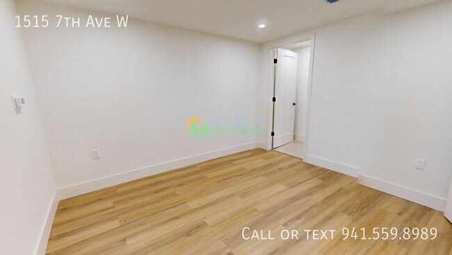 Building Photo - 1515 7th Ave W