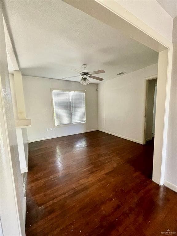 Building Photo - 17 Vine Ave