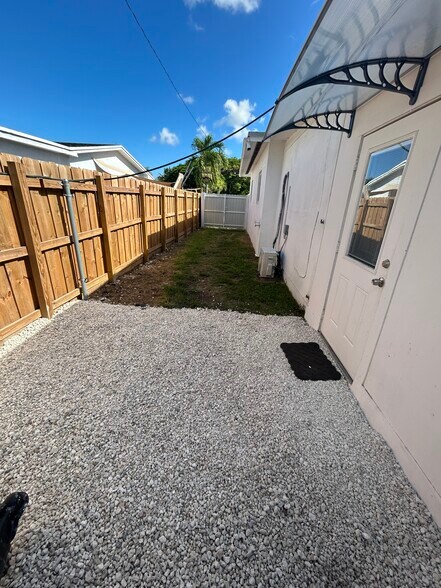 Building Photo - 11771 SW 190th St