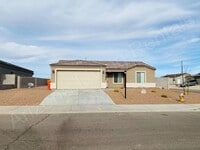 Building Photo - BEAUTIFUL 3 BEDROOM 2 CAR GARAGE HOME