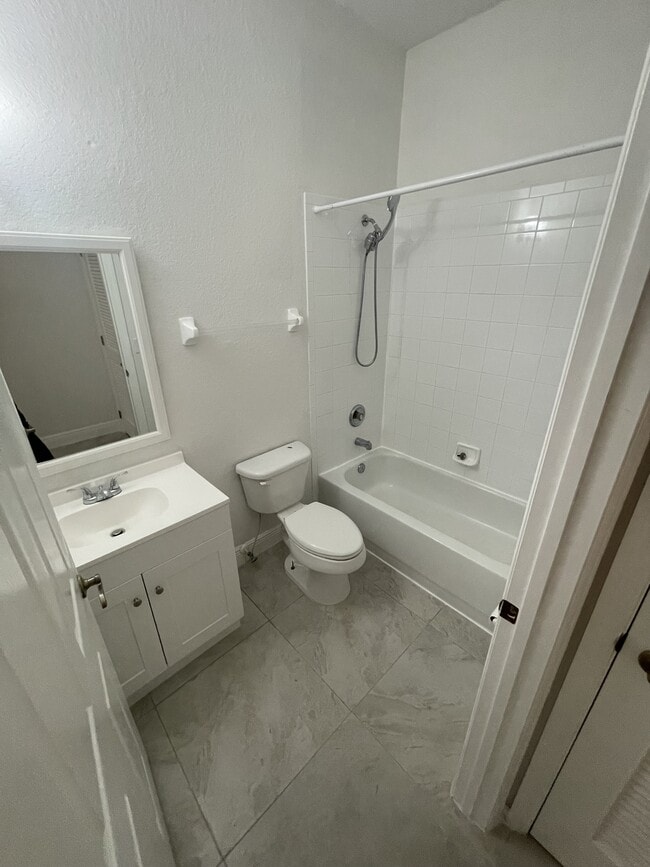 Building Photo - 3331 Whitestone Cir