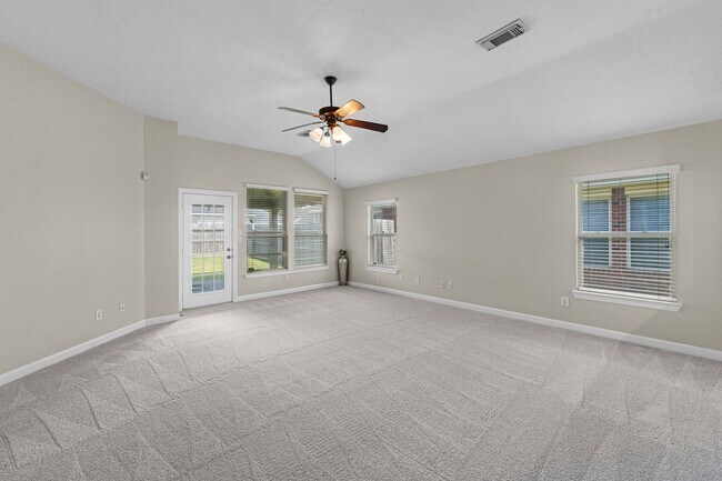 Building Photo - 4014 Pinecrest Hollow