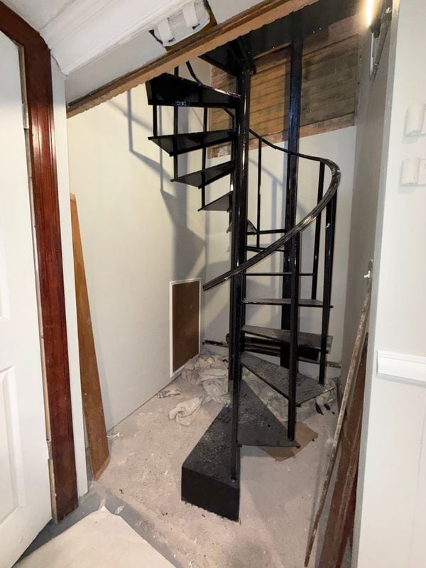 Building Photo - 936 W Roscoe St