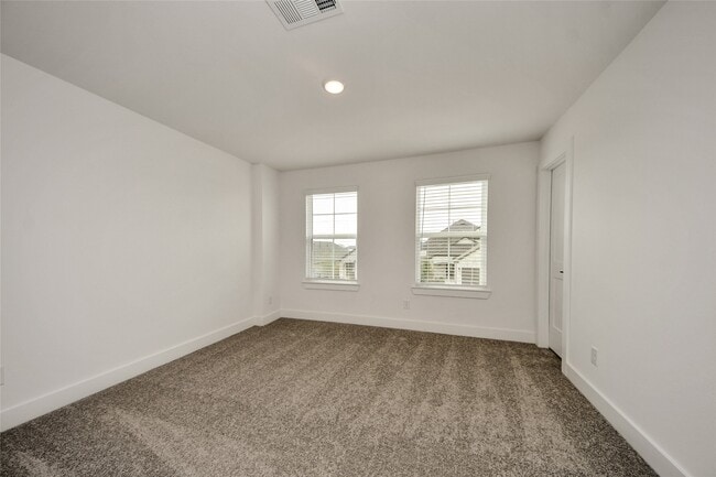 Building Photo - 8046 Kay Hbr Dr