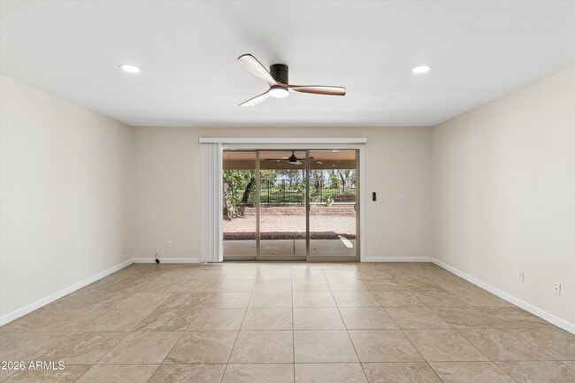Building Photo - 6756 W Morrow Dr