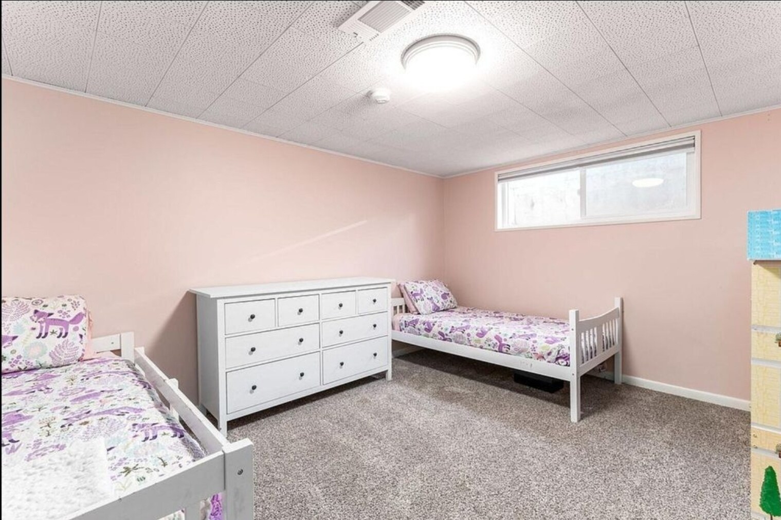 Building Photo - 4 E 1100 S