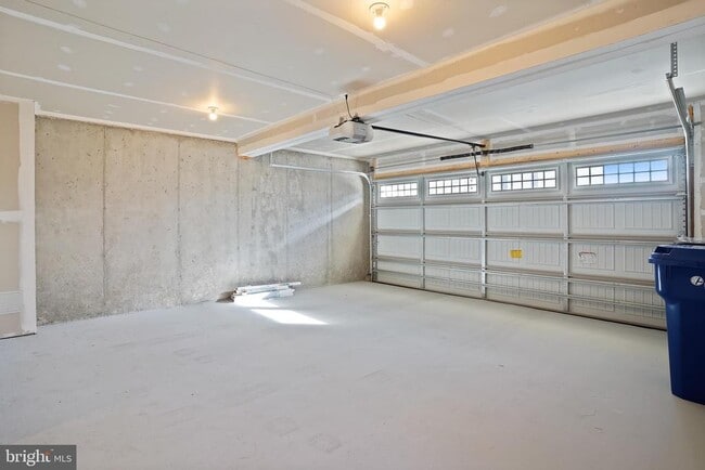Building Photo - 18187 Red Mulberry Rd