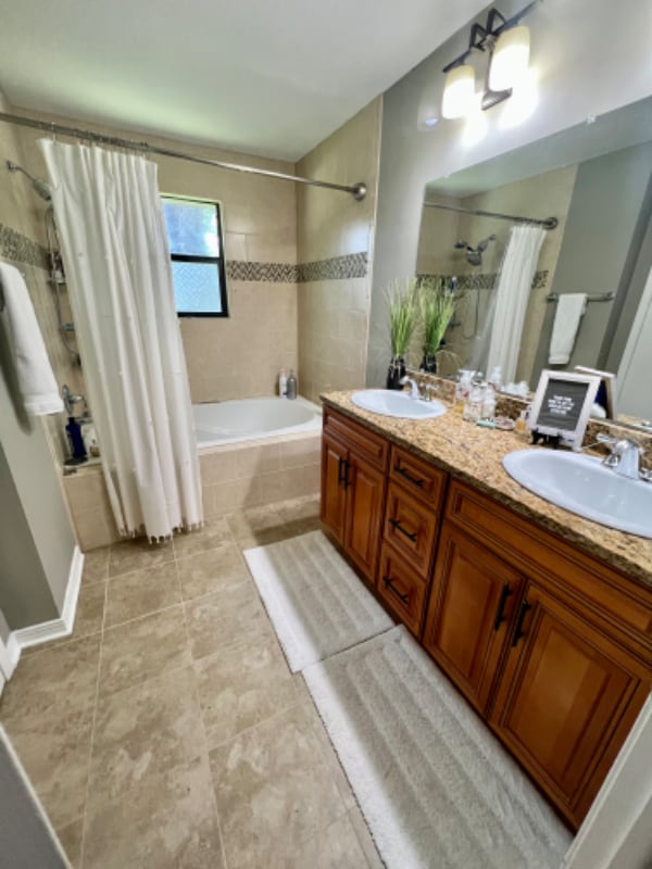 Building Photo - 12707 Cormorant Cove Ln