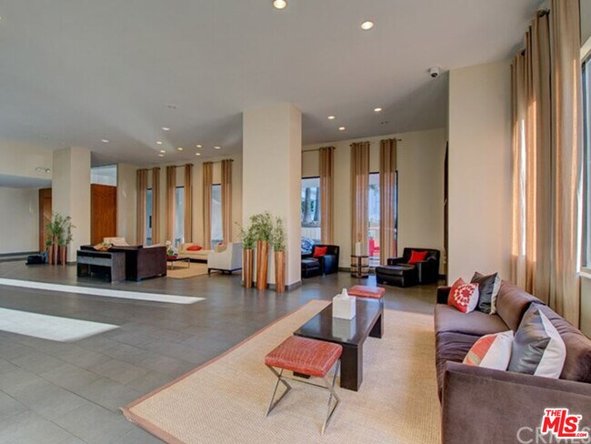 Building Photo - 10501 Wilshire Blvd