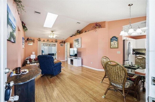 Building Photo - 96 Ullian Trail