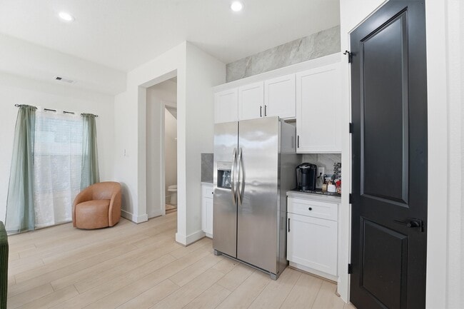 Building Photo - 7908 Brandon St