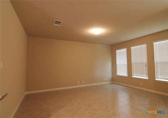 Building Photo - 1330 Ace Ranch St