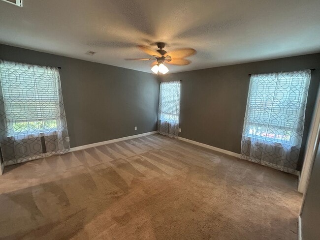 Building Photo - Home in Easley  4 Bedroom 2.5 Bath in the Stonehurst Plantation Community !!!