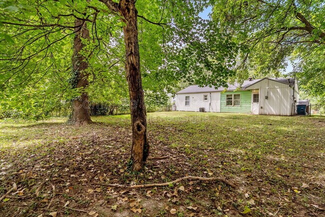 Building Photo - 9724 Dennis Dr