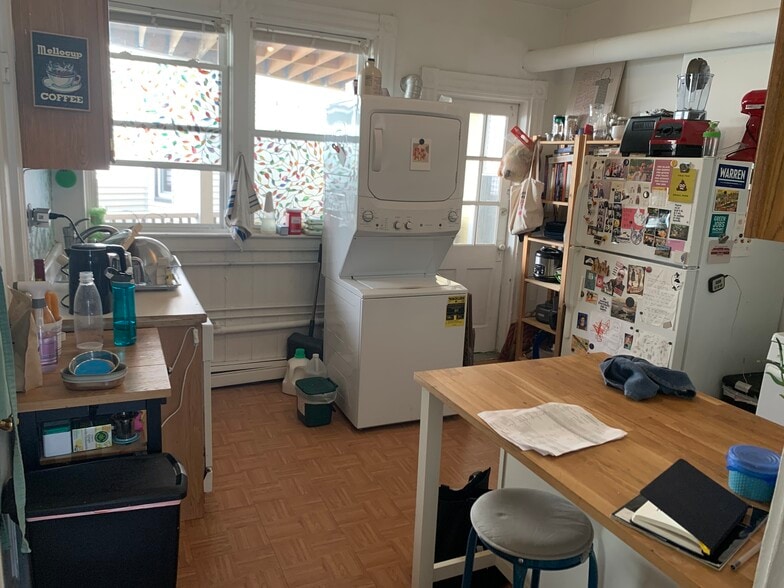 Building Photo - 56 Portsmouth St