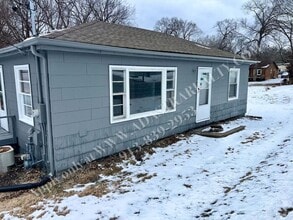 Building Photo - Updated 2 Bedroom 1 Bath House in North KC-Coming SOON!!