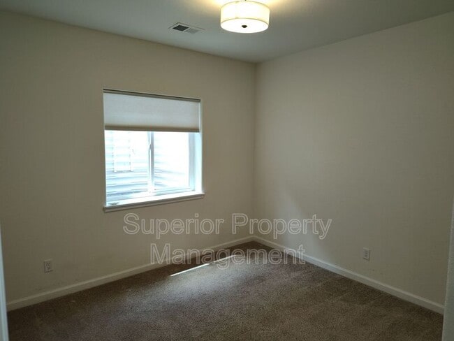 Building Photo - 5321 Carmel Dr
