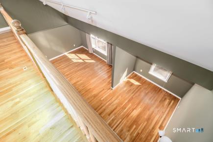 Building Photo - 26 Woodcrest Ln