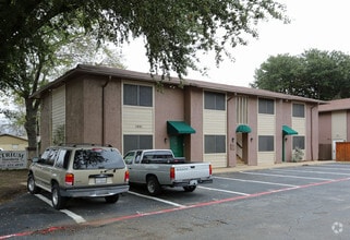 Building Photo - Atrium on Fielder