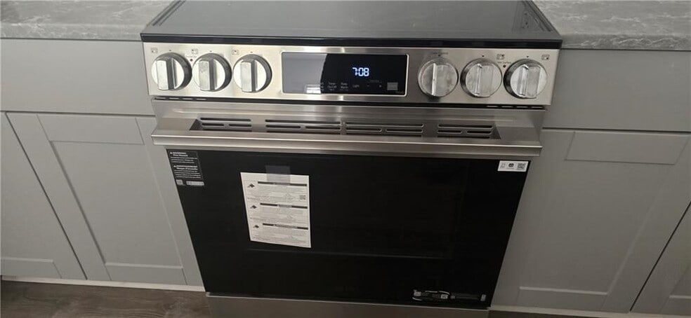 Building Photo - 4951 Larkspur Ln