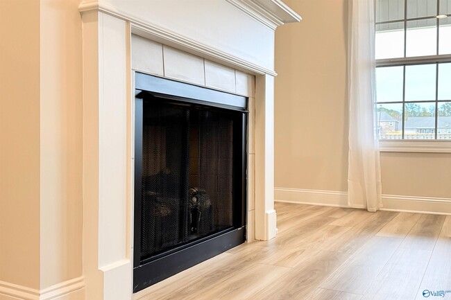 Building Photo - 3108 Henry Rd SE