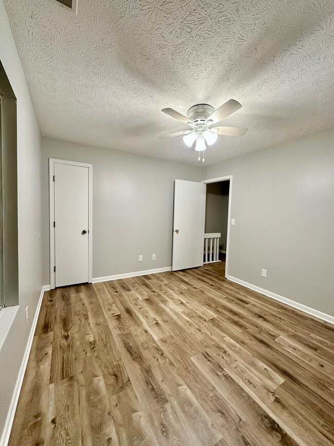 Building Photo - 132 S 31st. St.