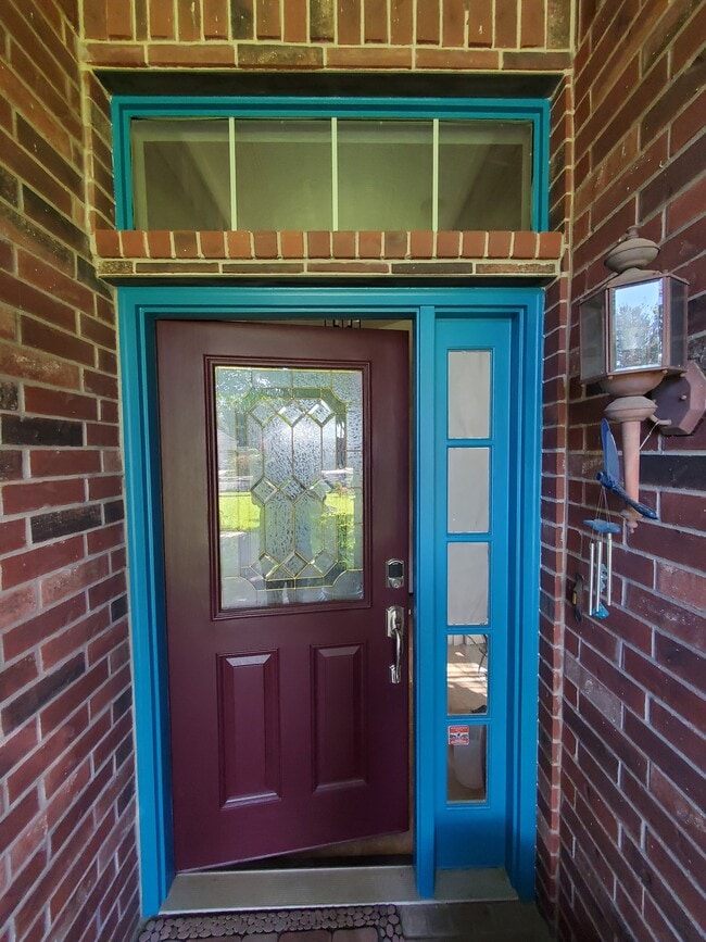 Building Photo - 10605 Lord Derby Dr