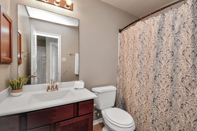 Building Photo - 6426 Haywards Crossing S Cir