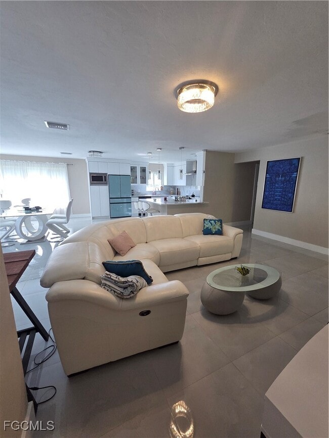 Building Photo - 280 Lanchester Ct