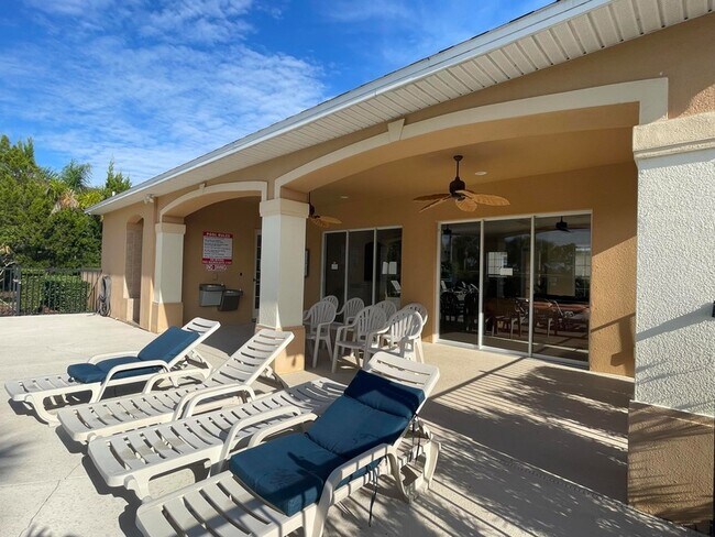 Building Photo - 5757 Tamarac Dr