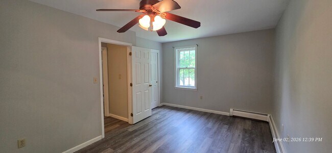 Building Photo - 3 Bedroom, 1.5 bath Condex in North Londonderry