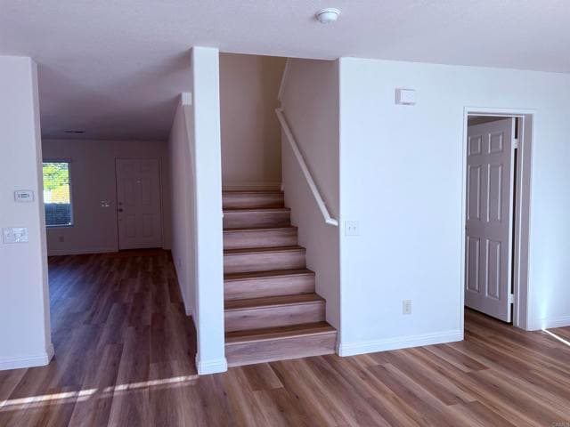 Building Photo - 367 Rimhurst Ct