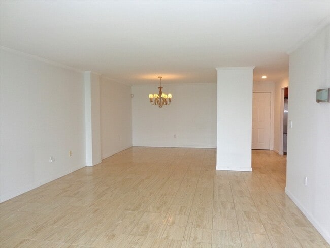 Building Photo - 151 Coolidge Ave