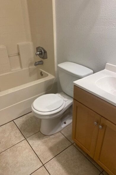 Building Photo - 1315 California St