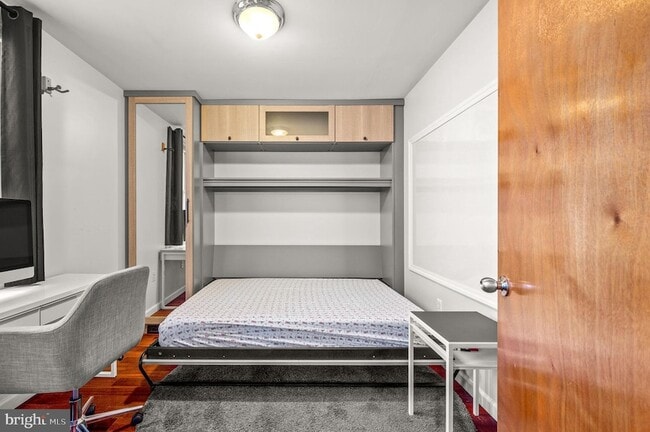 Building Photo - 1520-1522 Dorrance St