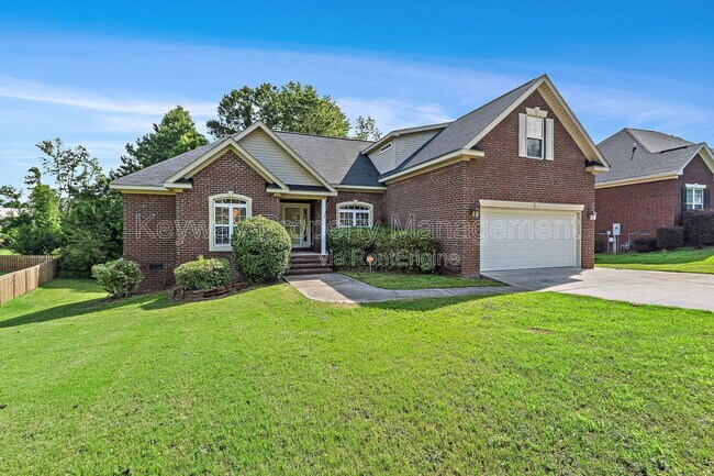 Building Photo - 845 Prairie Ln