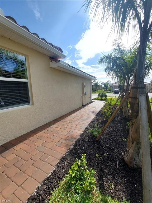 Building Photo - 2061 Tamarron Ln