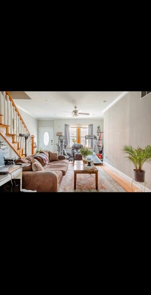 Building Photo - 1728 S 18th St