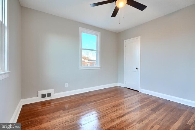 Building Photo - 51 Briarwood Rd