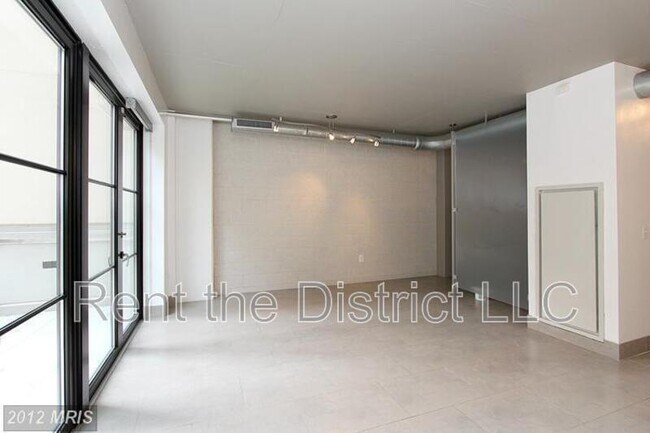 Building Photo - 1133 14th St NW