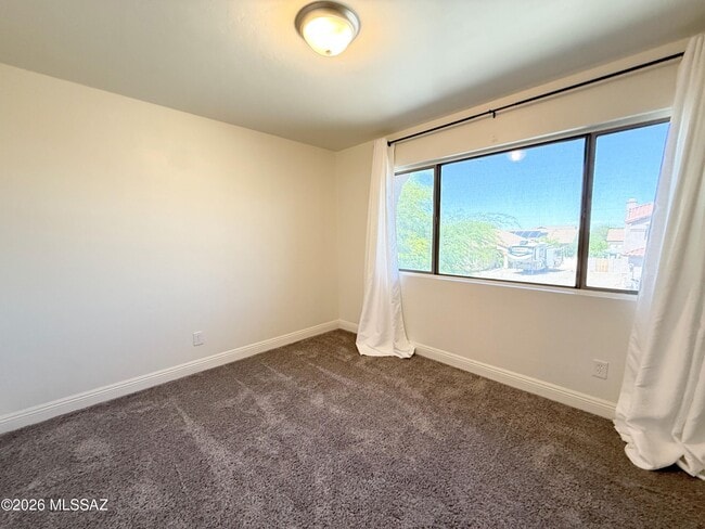 Building Photo - 4433 S Avenida Don Pepe