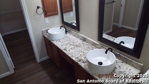 Building Photo - 4107 Grovetree