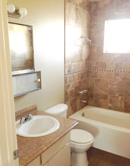 Bathroom - Villas on 28th