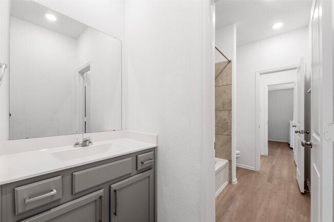 Building Photo - 26707 Andorra Colony Ct