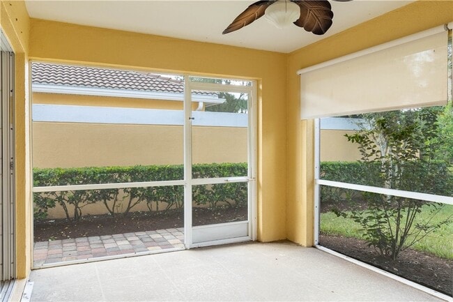 Building Photo - 5009 Corsica Square