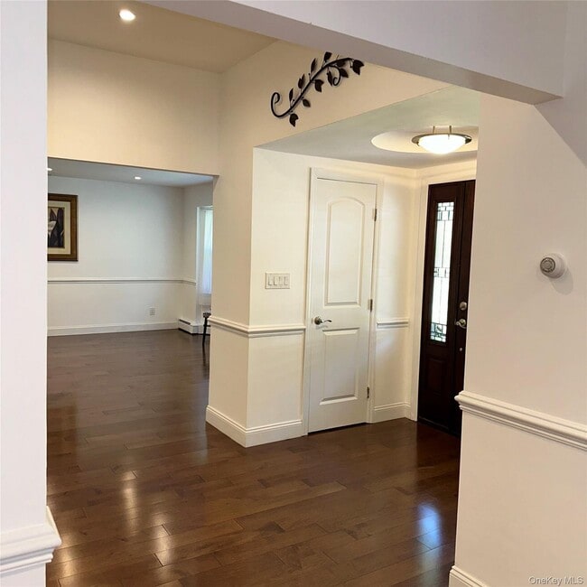 Building Photo - 280 Terry Rd