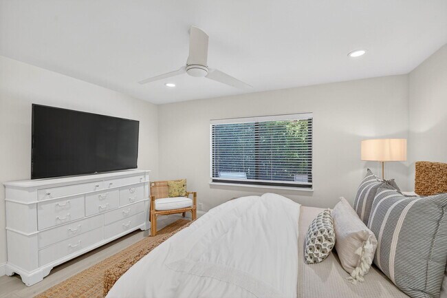 Building Photo - 2904 Spanish Trail