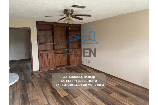 Building Photo - 303 Dalton St