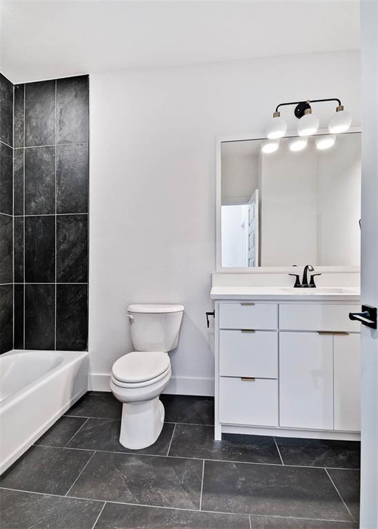 Building Photo - 4 Savidge Cir